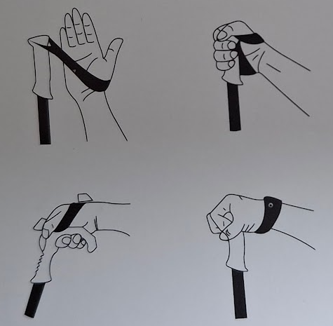 등산스틱 손목끈 조정 방법