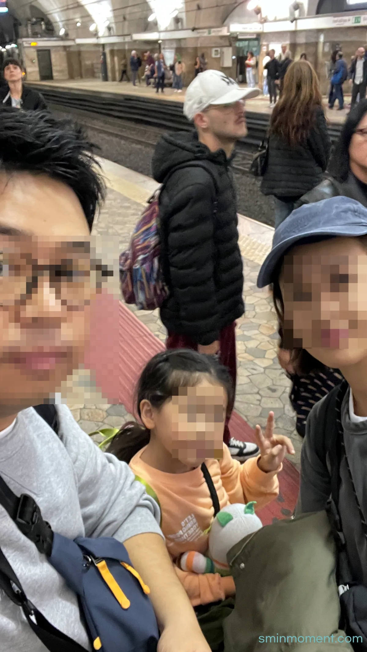 이탈리아-피렌체-아침-산타마리아노벨라역-로마-테르미니역-콜로쎄오역-지하철타러가기-대기중