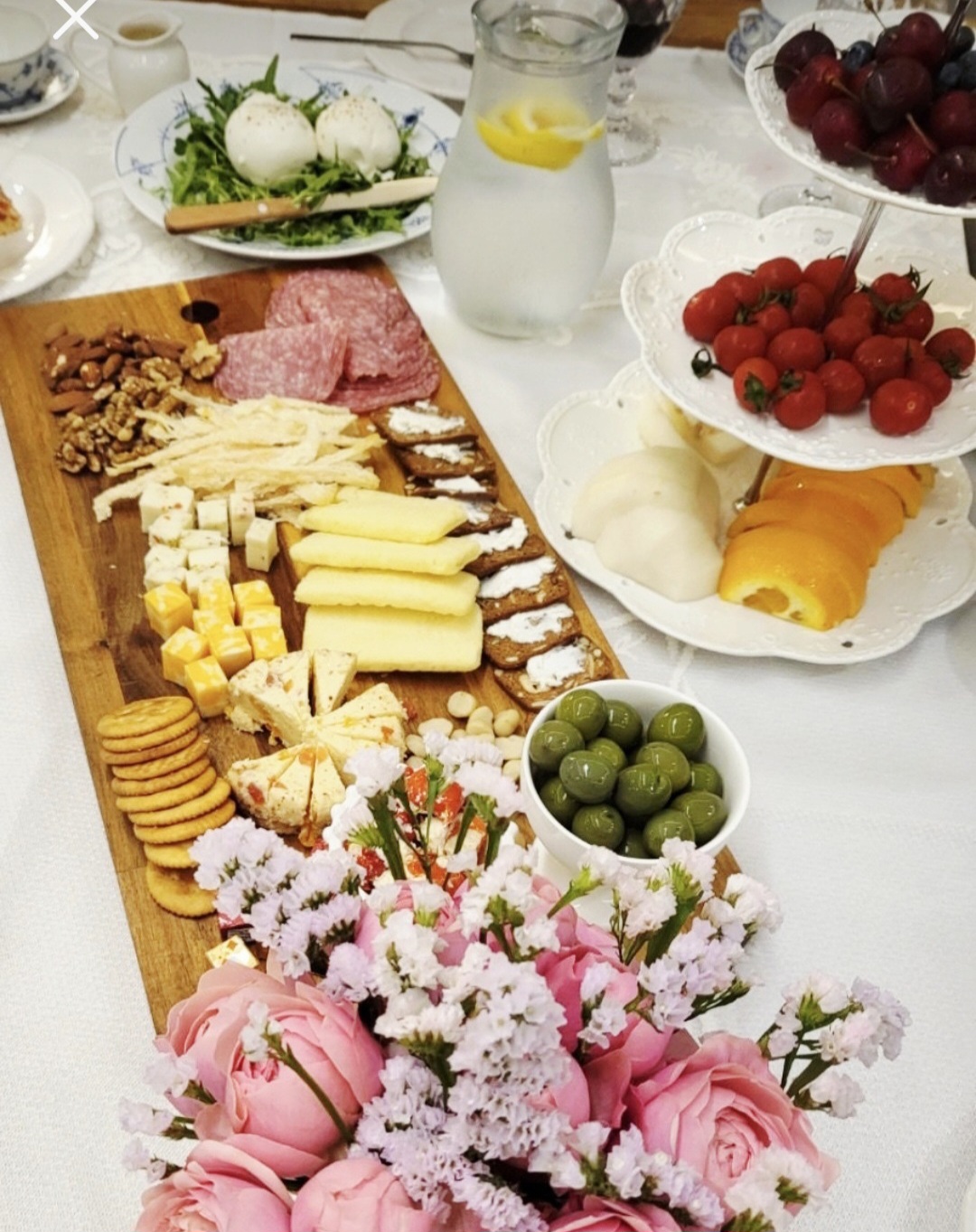 홈파티에 사용한 여러가지 치즈 플레이팅 이미지