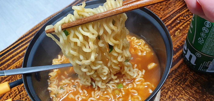 남자라면 꼬들꼬들하게 끓이기