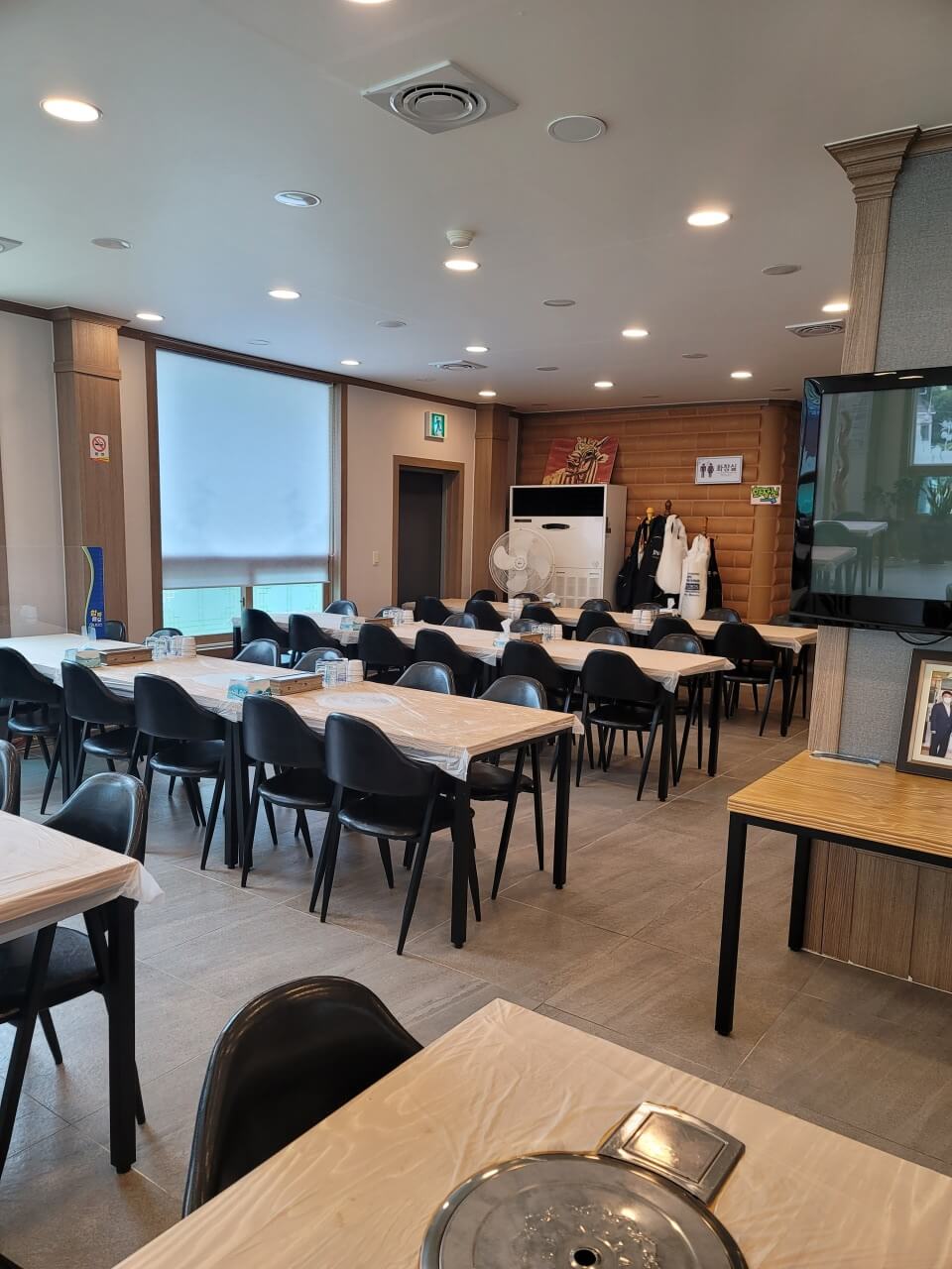 6시내고향 문경맛집 황토성 약돌돼지 족살째개와 능이버섯전골 맛집