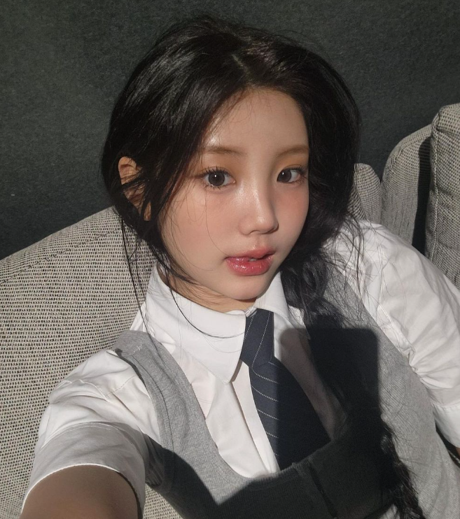 아일릿 원희 셀카 2