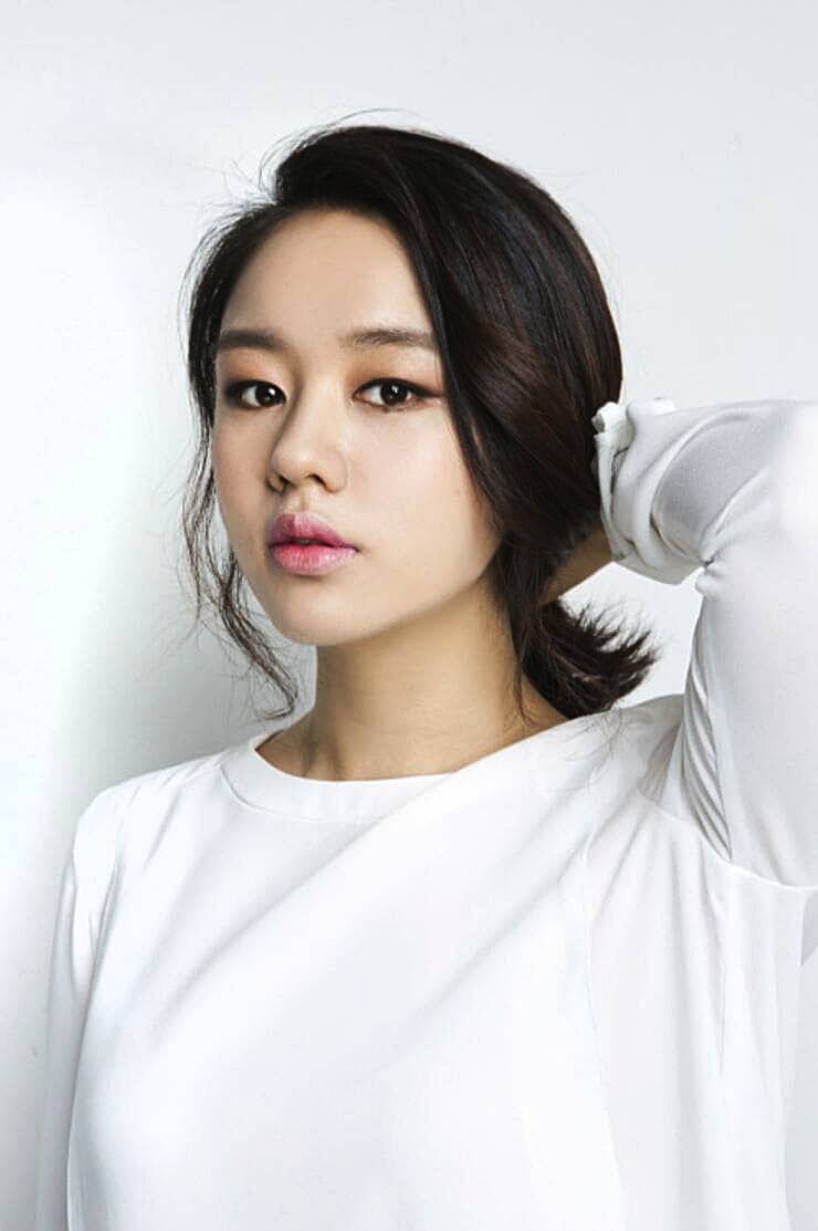 배우-안은진