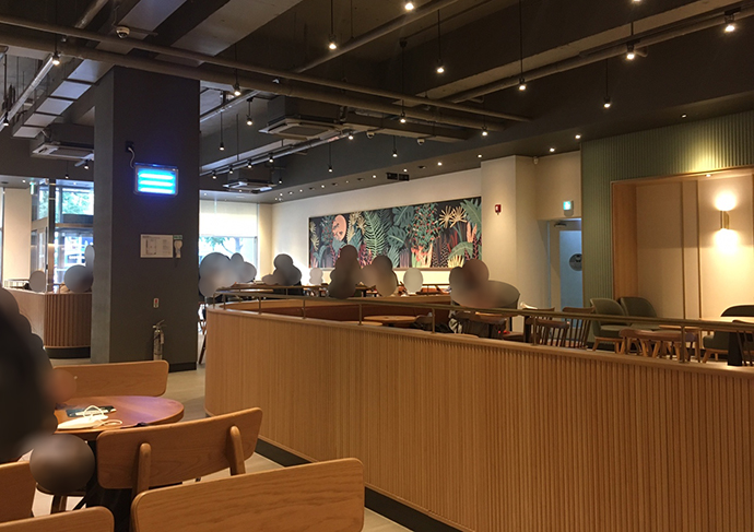 스타벅스-화곡역-8번출구점-매장-내부4