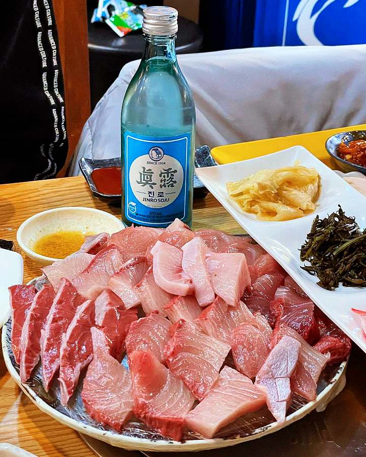 돼지방어 대방어 현장치고 숙성 방어회 인천 송도 맛집 추천