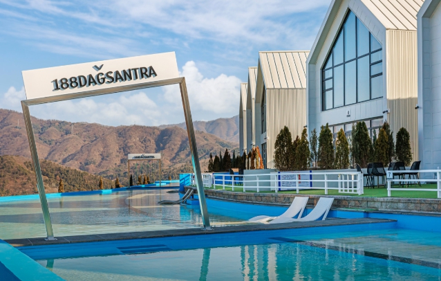 수영장 덕후 달인 추천! 가평·이천·춘천·시흥·서울·용인 풀빌라 펜션 총정리