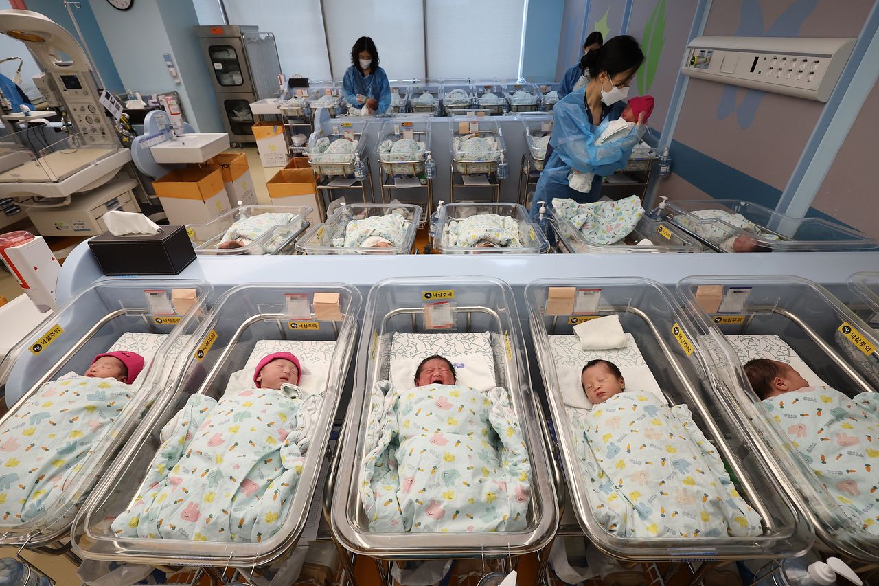 2026년 아동수당 확대 소급지급 총정리: 9세 연령 상향 및 지역별 추가 지원금 확인하기