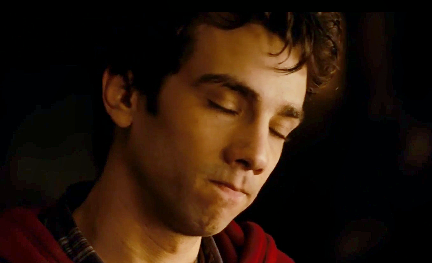 영화 마법사의 제자 주인공 데이브가 마법 실력이 늘지 않아 좌절하는 장면