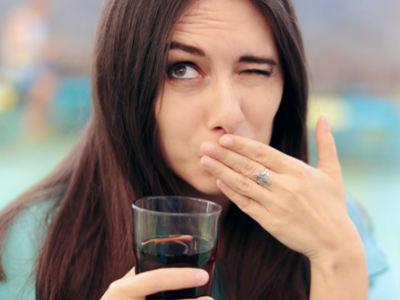 복부 팽만감과 소화불량