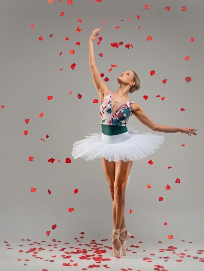 발레 '결혼' 관련 사진