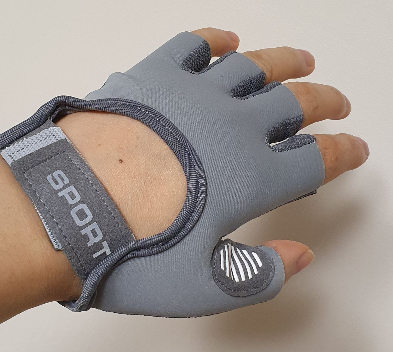 턱걸이 굳은살 방지 보호 장갑