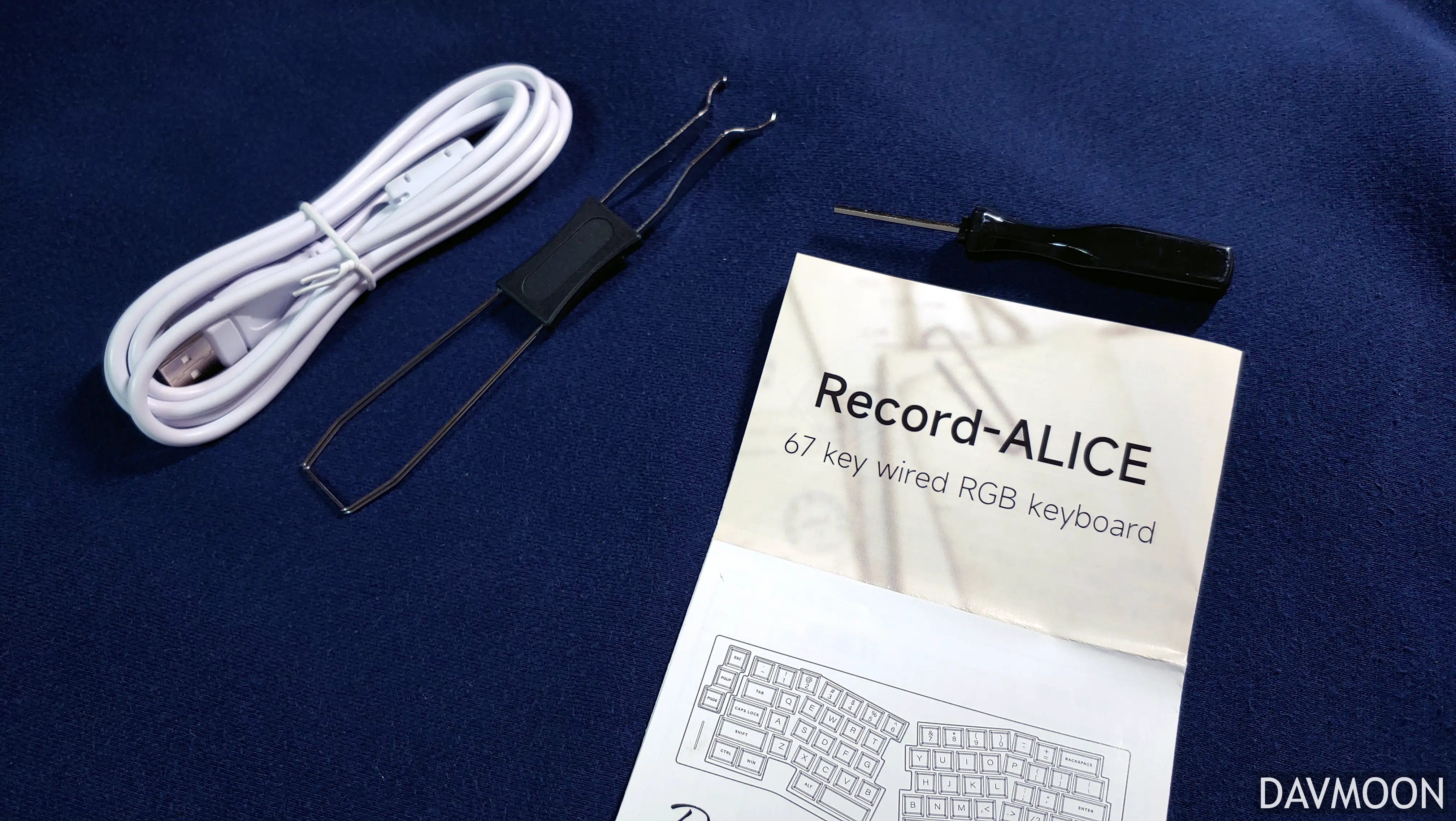 Record alice 구성품