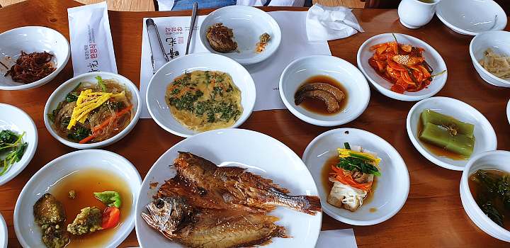 이만기 동네한바퀴 시즌2 보성 녹차 한정식 맛집 녹차떡갈비 녹차전 녹차묵 소개