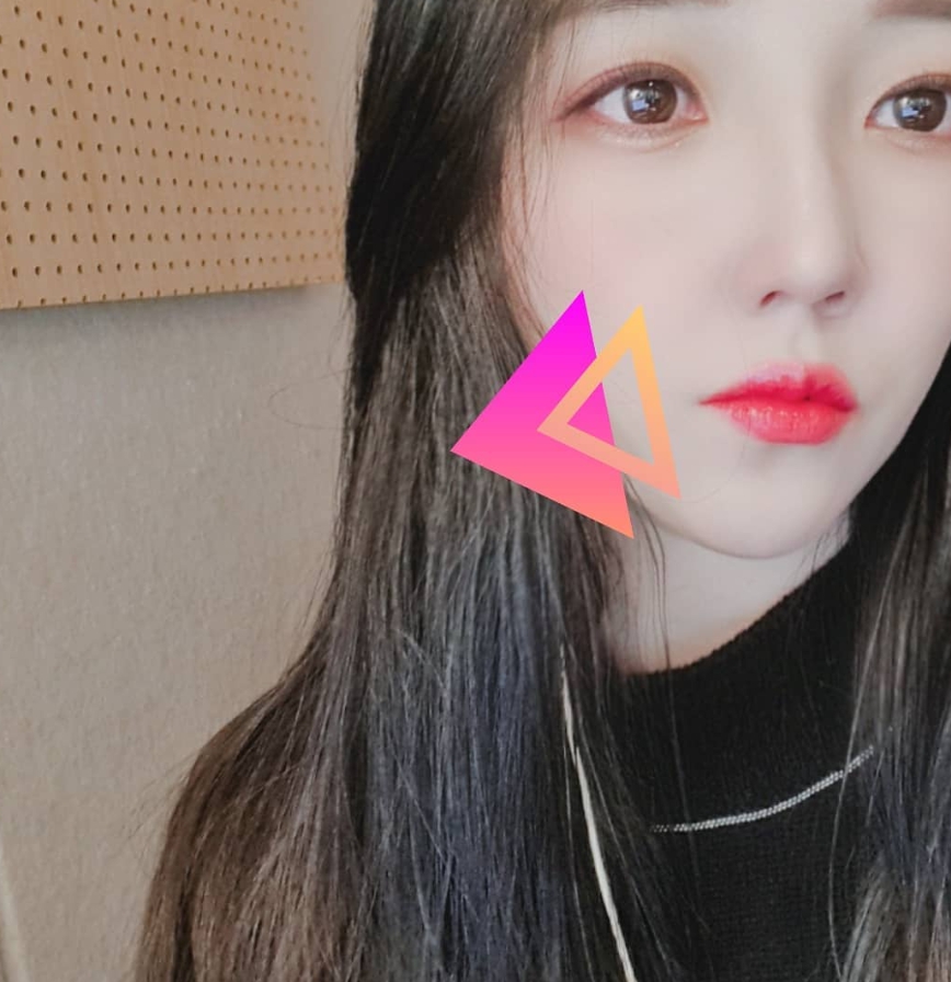 트위치 스트리머 이초홍 실물 얼공 얼굴 전남친 잉여맨 인스타 유튜브