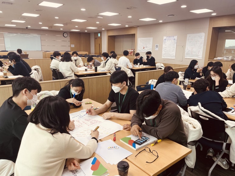 DB그룹 신입사원을 위한 '디자인 씽킹' 프로젝트 진행