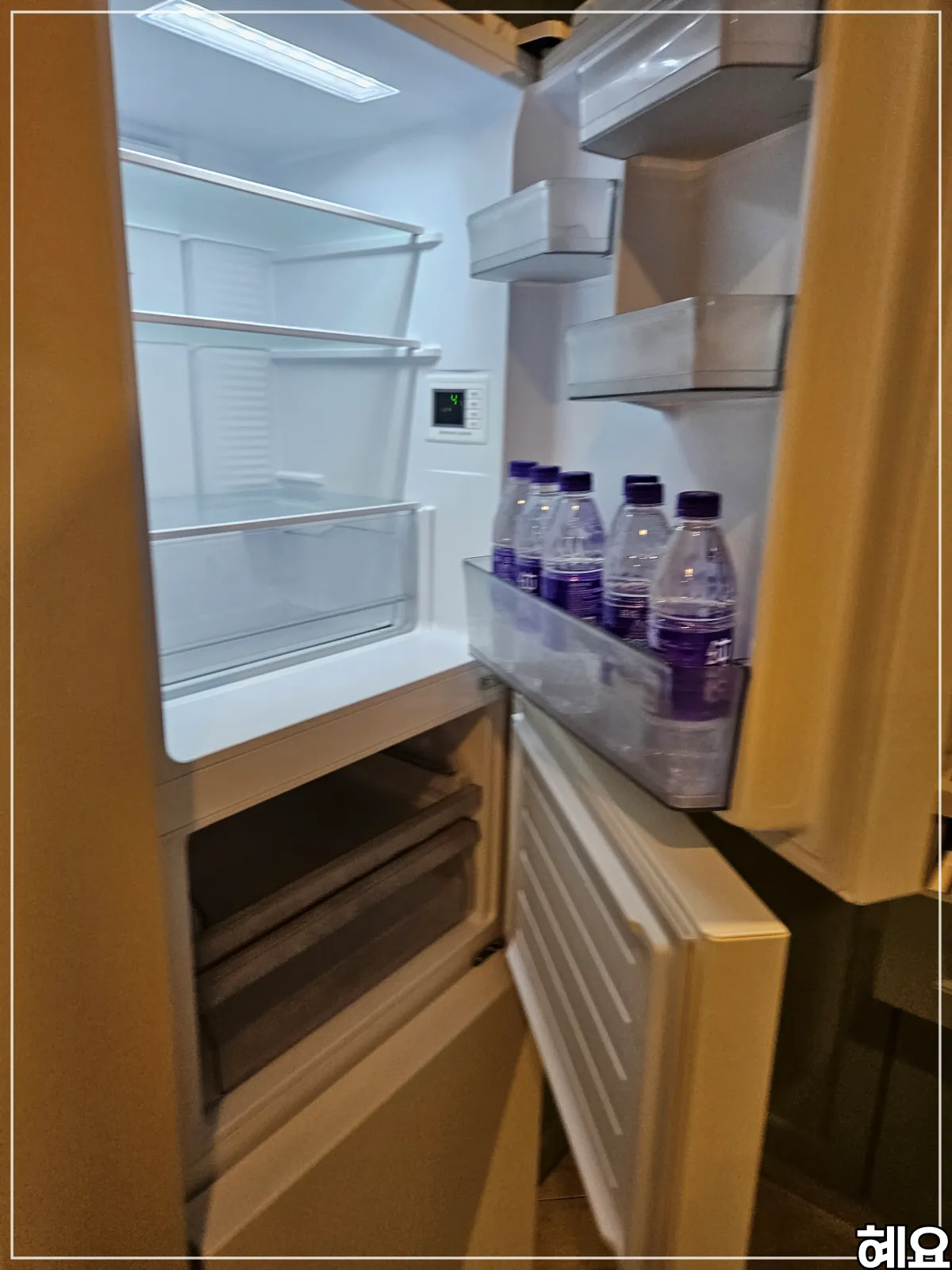 상하이-그린-코트-레지던스-시티-센터-냉장고