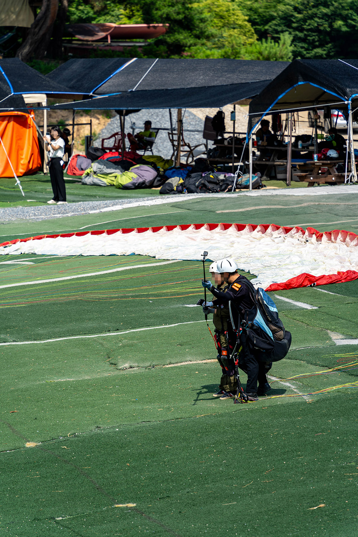 패러글라이딩 준비