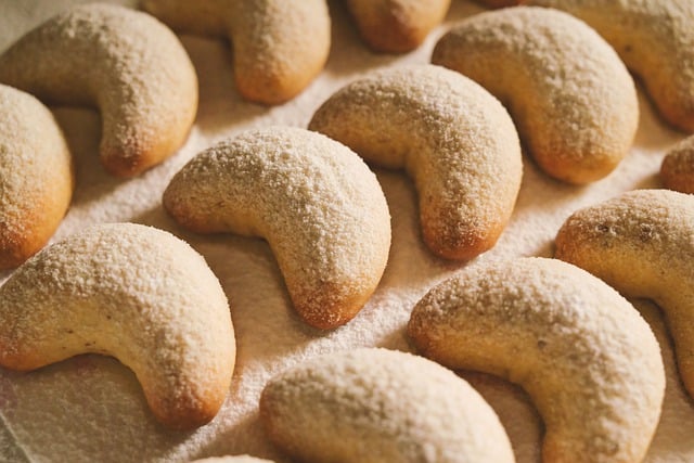 초보자도 쉽게 따라 할 수 있는 기본 베이킹 레시피 10가지