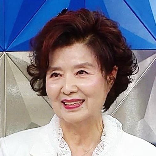 윤미라