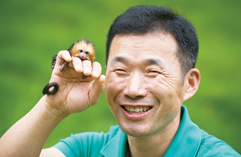 강철원 사육사 모친상 불구하고 푸바오 중국 동행 이유