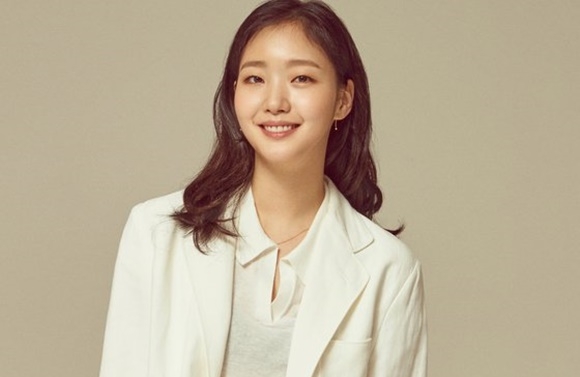배우 김고은 이미지