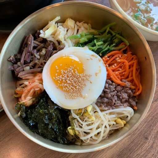 콩나물비빔밥