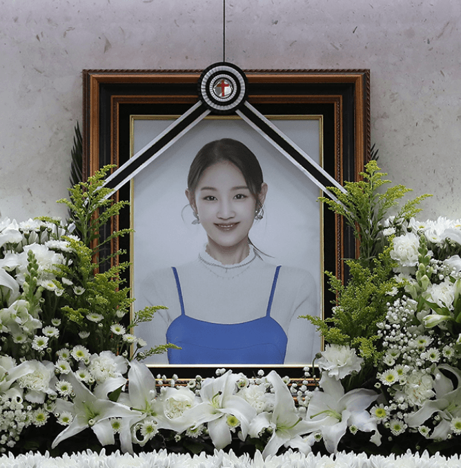 박보람의-빈소에-마련된-영정-사진