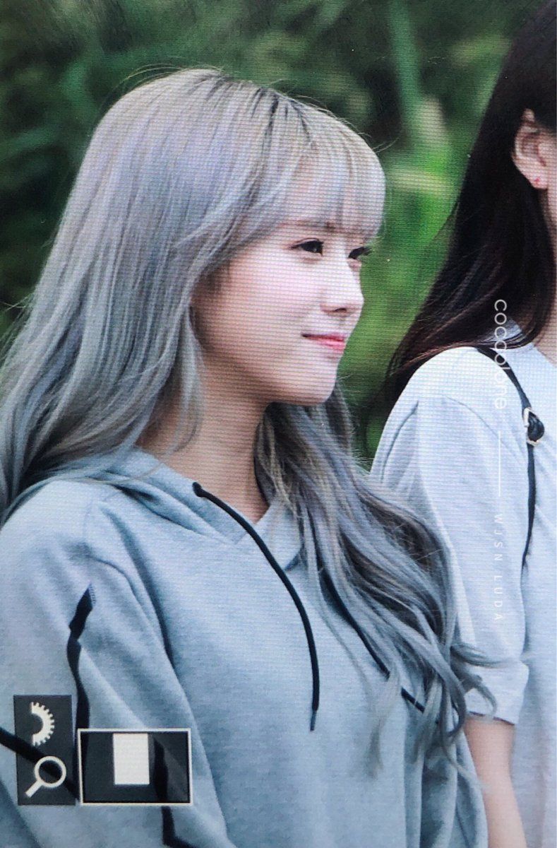 우주소녀 루다 인스타그램 사진 몸매