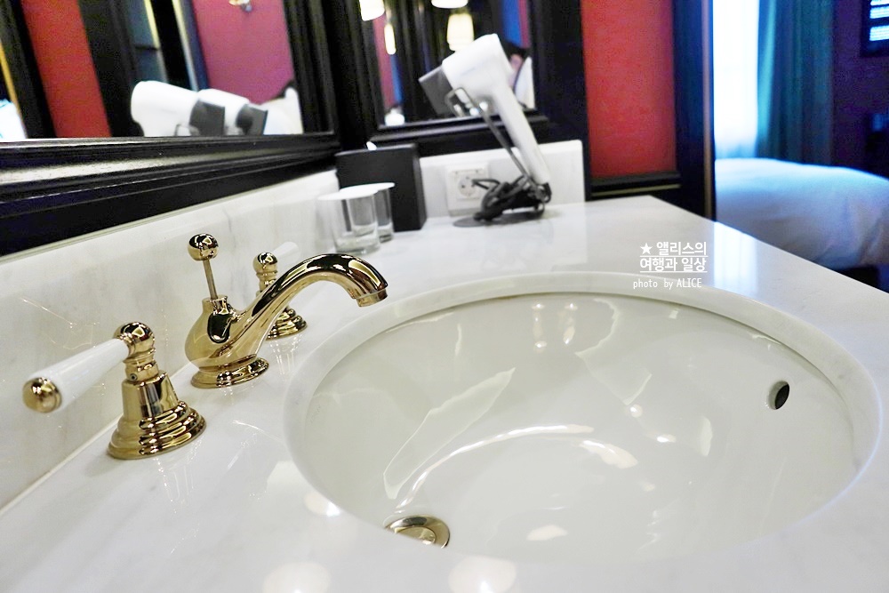 레스케이프 호텔 그랜드 디럭스 아틀리에 룸 후기 프렌치 부티크 호텔 명동