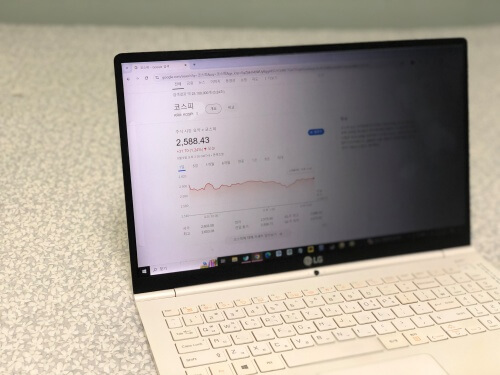 노트북-화면-코스피