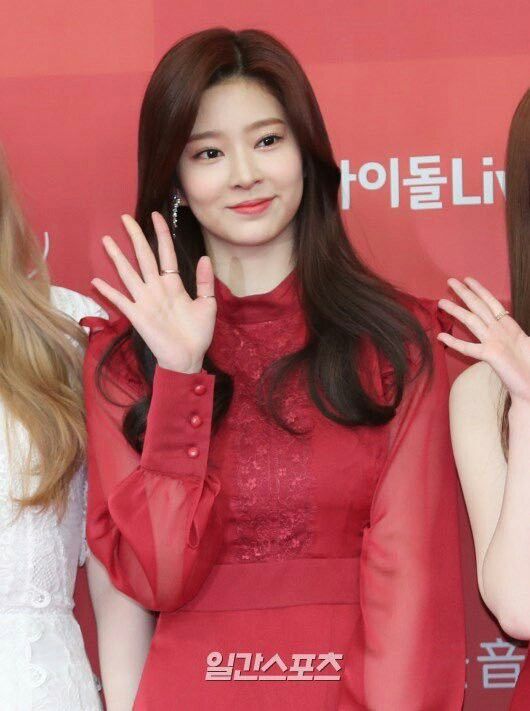 아이즈원 김민주 최애사진