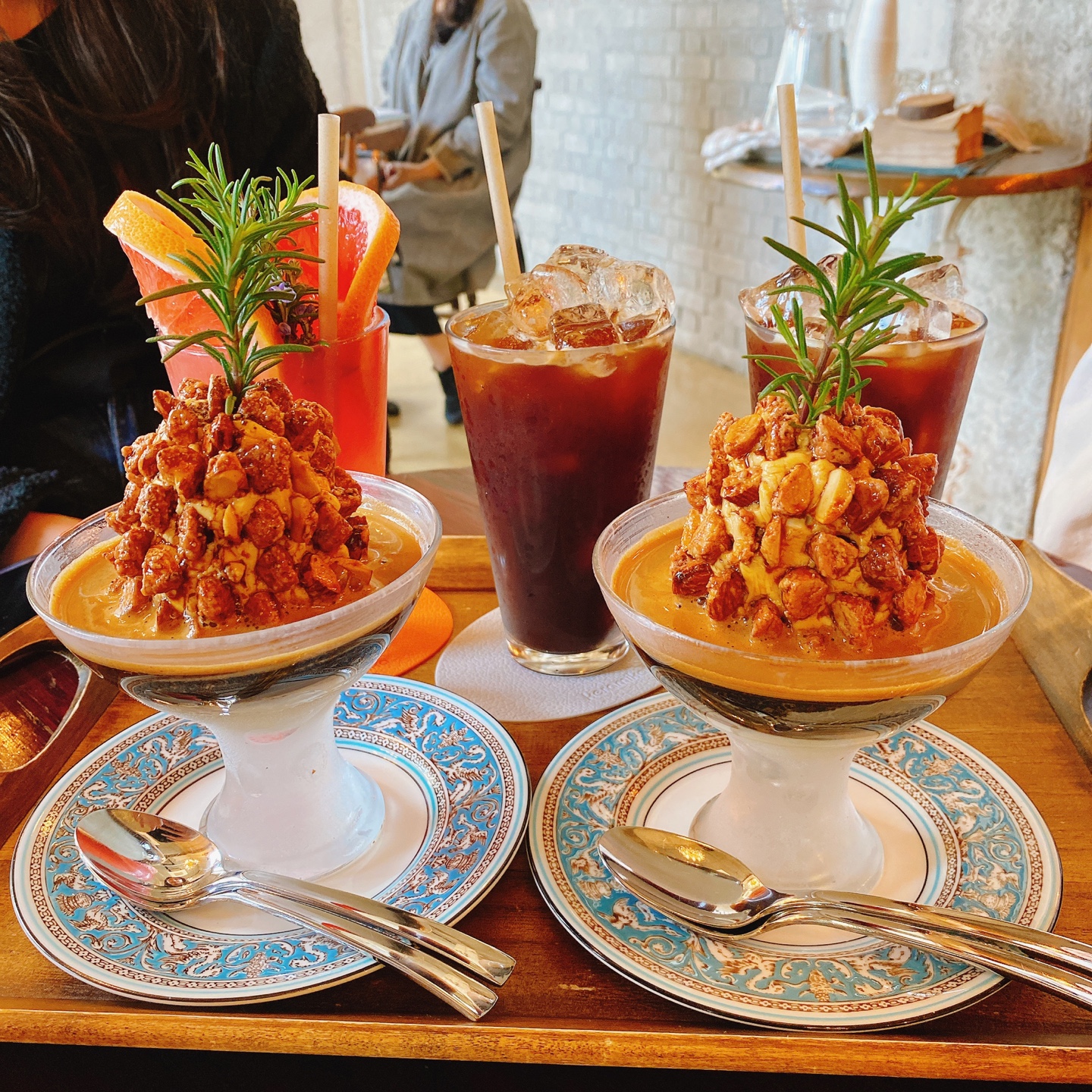 제주 조천 와흘메밀마을 하겐다즈아몬드아포가토 트라인커피 조천카페