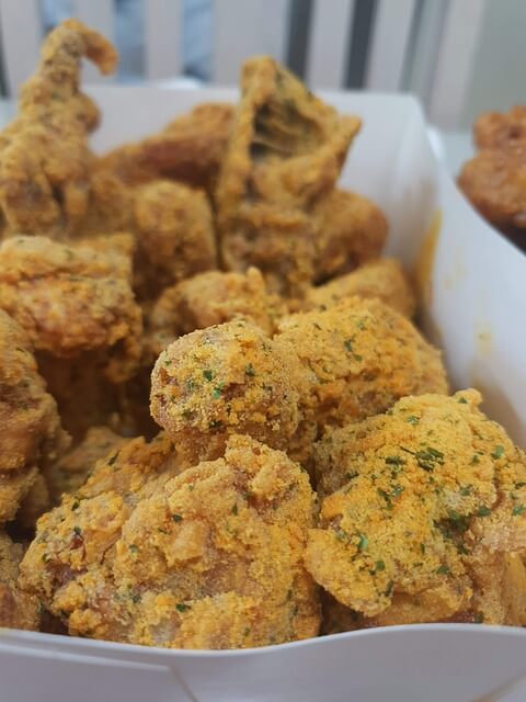 시즌닝 치킨사진