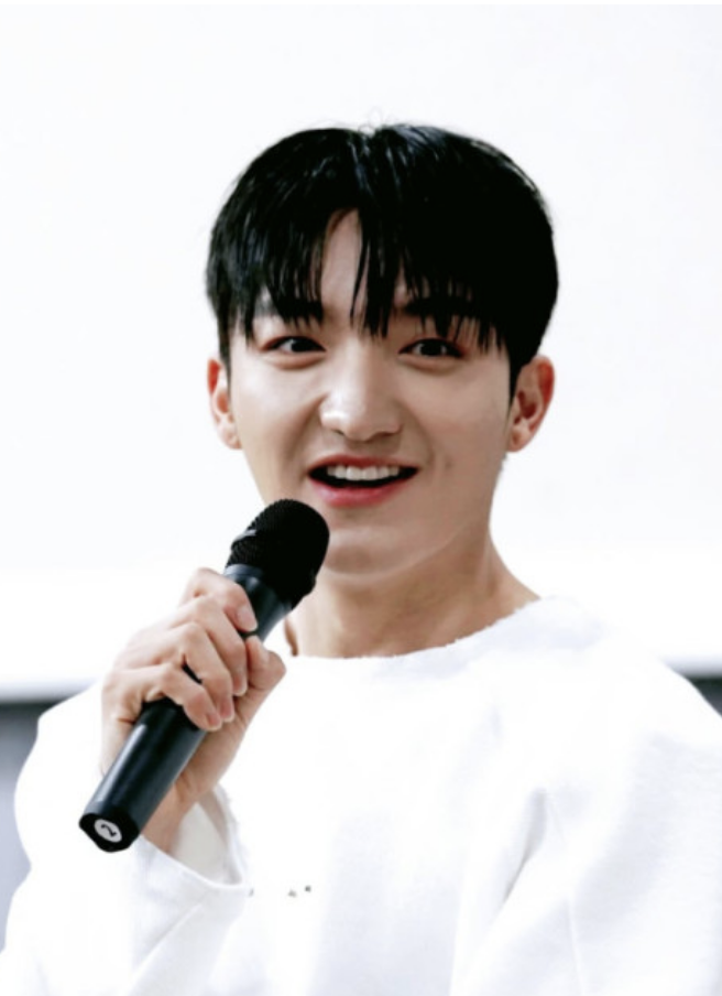 지예은 바타 열애 관심 속 안무가 바타 최근 모습
