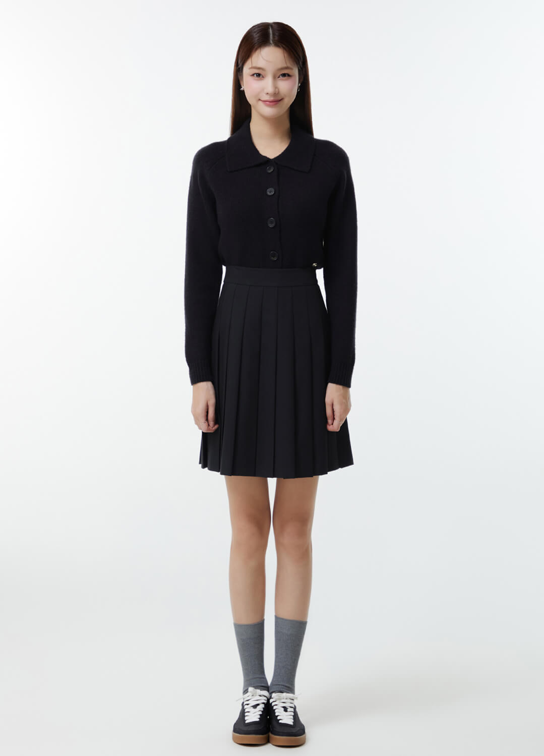 카라 니트 가디건 블랙 모델 착장