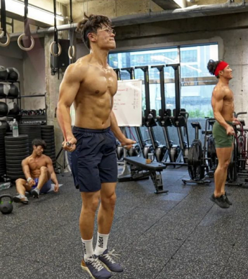 지기