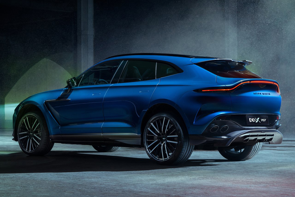 애스턴마틴 슈퍼SUV DBX707