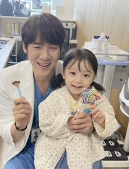 유연석 안정원