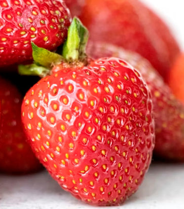 딸기 효능 부작용 칼로리 고르는법