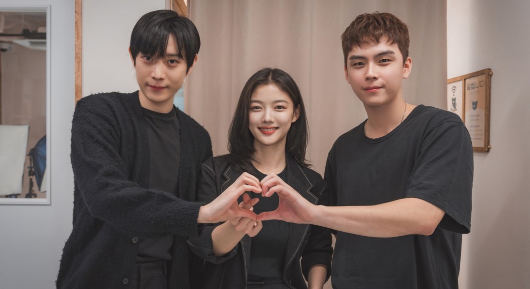 친애하는 X 주요인물