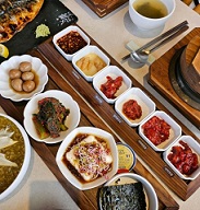 솥밥한상반찬