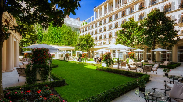 Hotel Le Bristol Paris, Paris (사진 출처: Five Star Alliance)