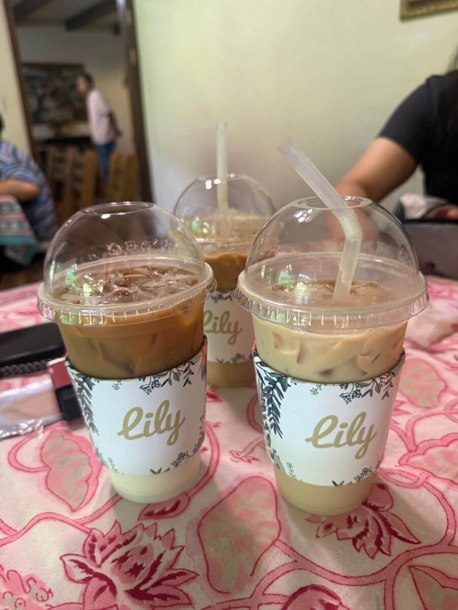 가평 카페 릴리에서 주문한 아이스 커피 음료
