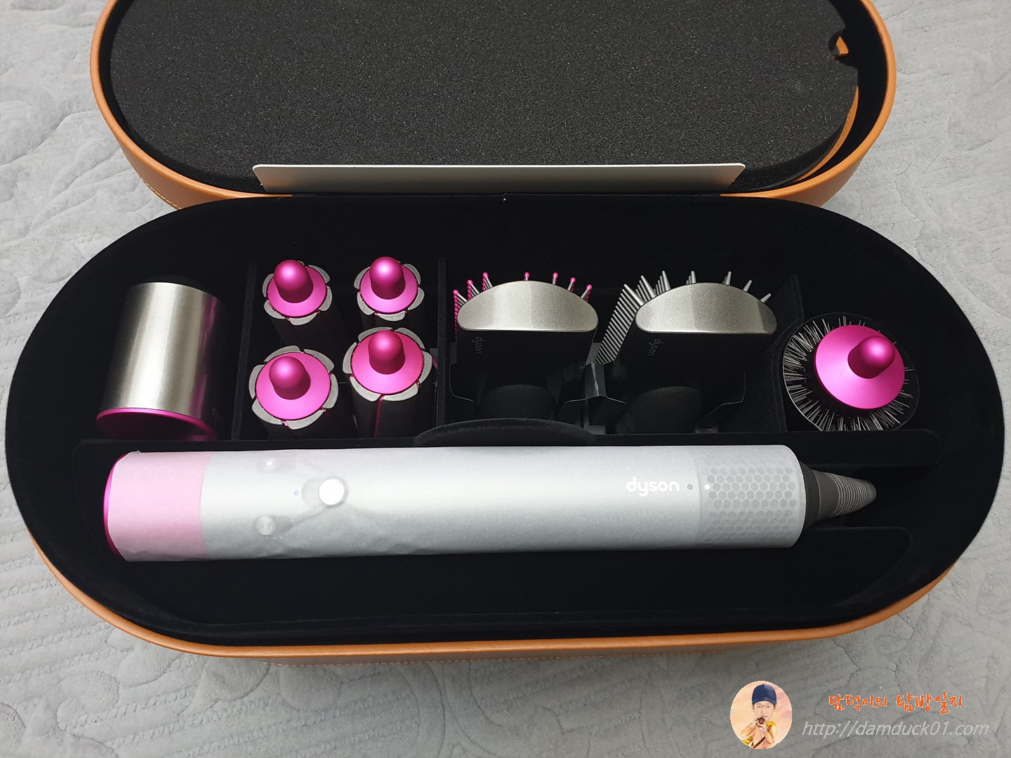 다이슨 에어랩 스타일러 컴플리트 구성품