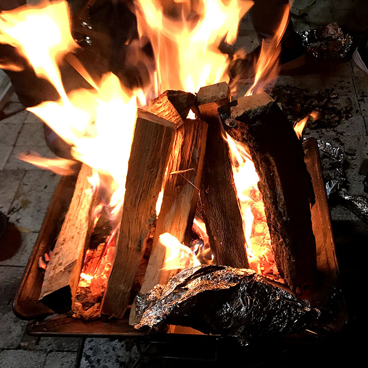 캠핑 모닥불 사진