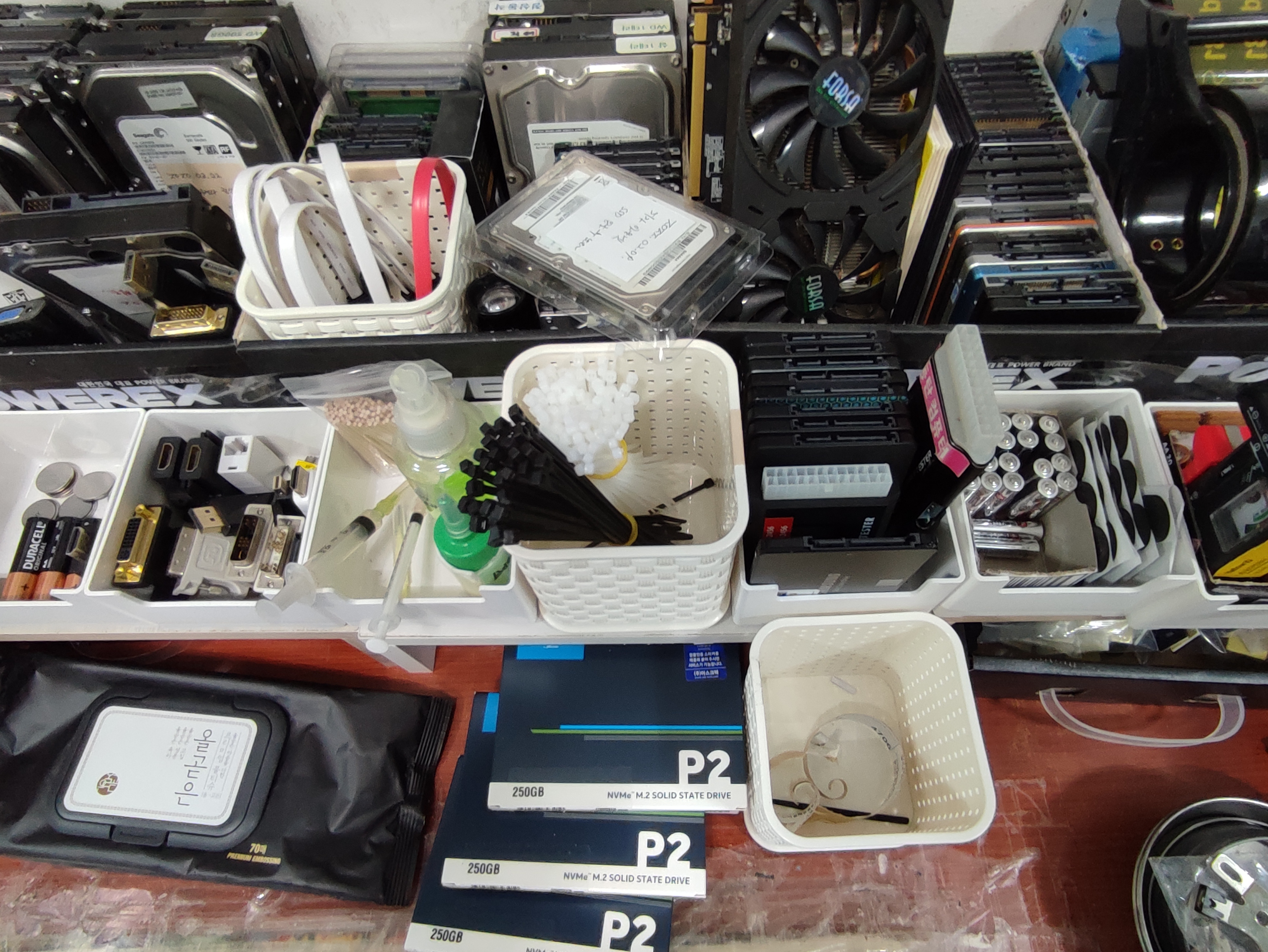 연필꽂이에 케이블 타이 보관하는 방법