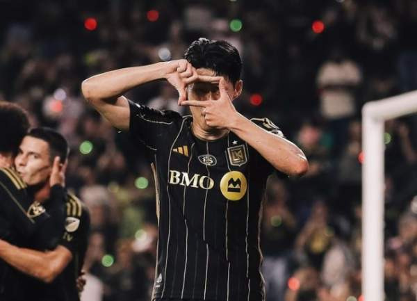 손흥민 4경기 연속골 LAFC 밴쿠버 전술 분석 토마스 뮐러 PK 동점골 MLS 서부 컨퍼런스 하이라이트 평점