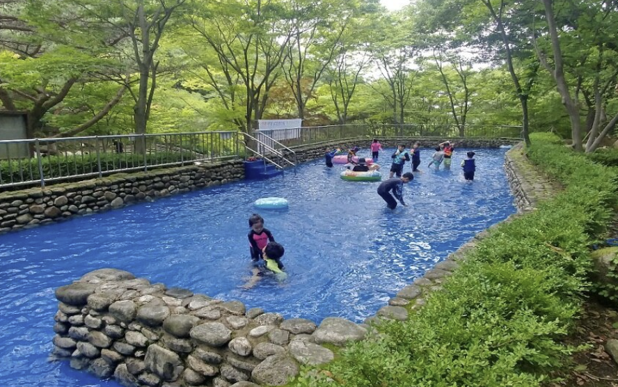 자연휴양림 물놀이장