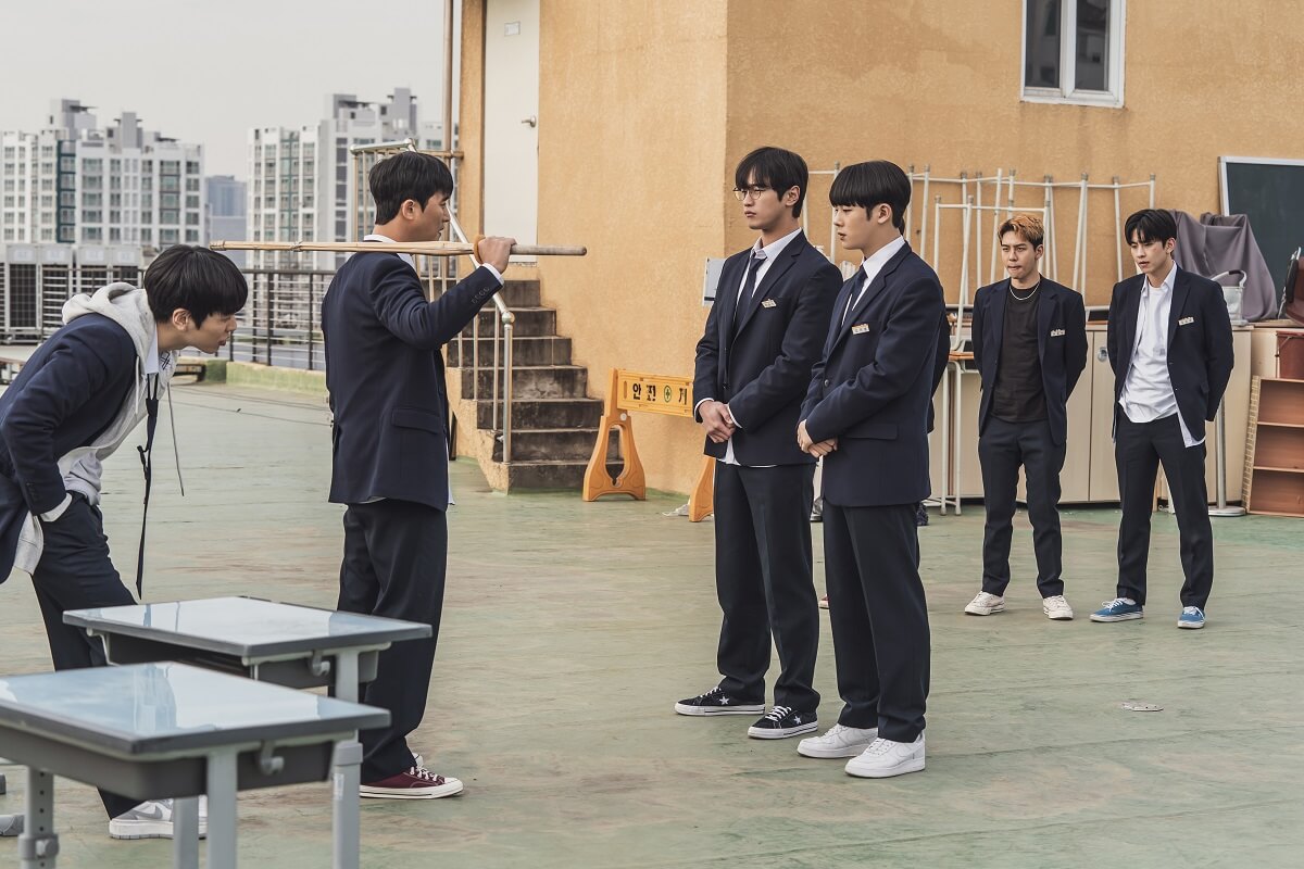 ONE: 하이스쿨 히어로즈