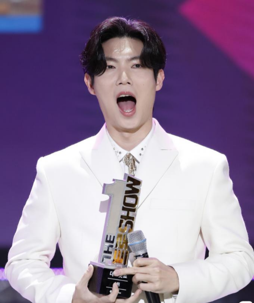 손태진 전유진